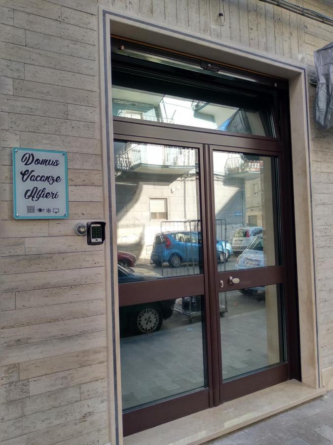 Domus Vacanze Alfieri Manfredonia Exterior foto